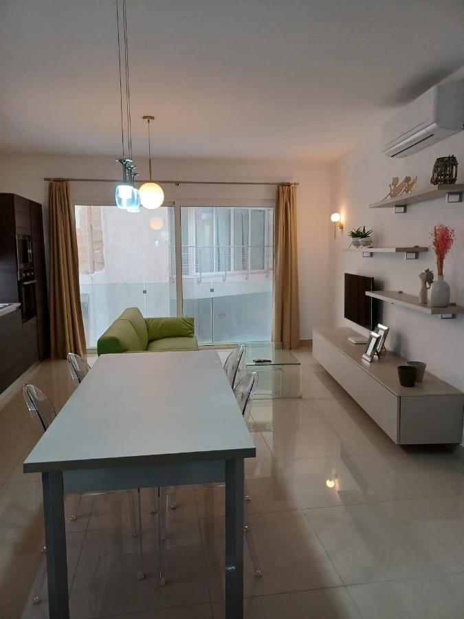Sliema Apartment Close To Beach מראה חיצוני תמונה