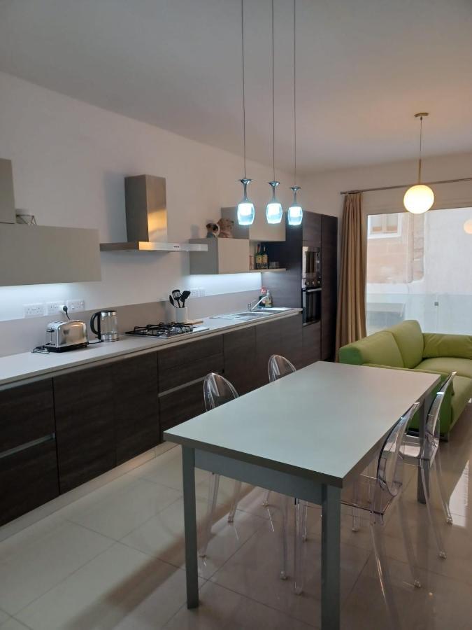 Sliema Apartment Close To Beach מראה חיצוני תמונה